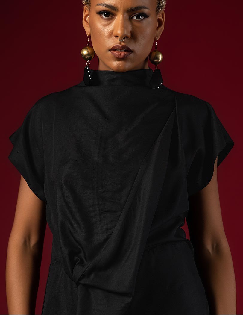 FW 103-2025 black Blouse with Back Zipper